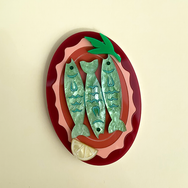 FISHLASS CATCH WINE ACRYLIC BROOCH