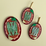 FISHLASS CATCH WINE ACRYLIC BROOCH