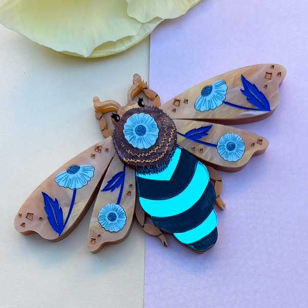 HONEY I'M THE BLUE BANDED QUEEN BEE ACRYLIC BROOCH