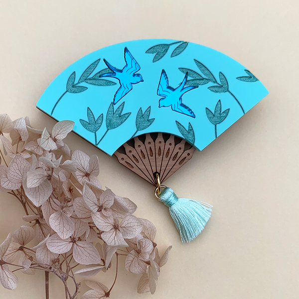 FANNING FRANCINE ACRYLIC BROOCH