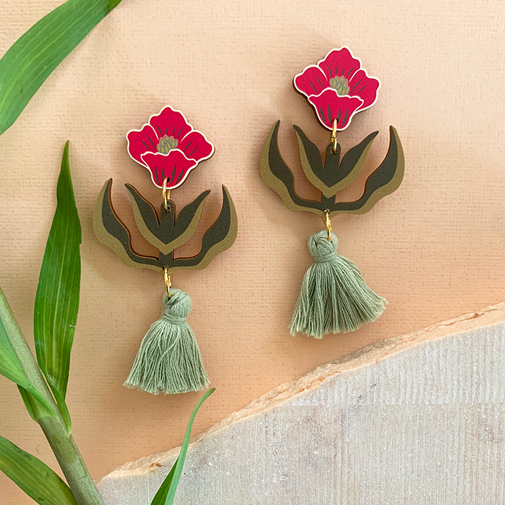 FUCHSIA GARDEN DIVINE WOODEN EARRINGS