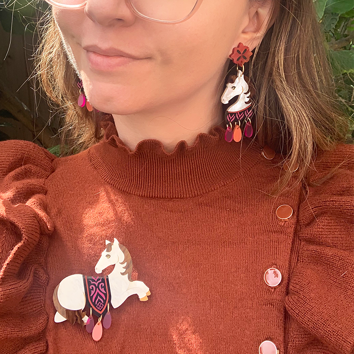 THE ROYAL EQUINE ACRYLIC BROOCH