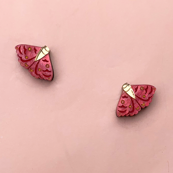 WITCH MOTH ACRYLIC MINI STUD EARRINGS RED