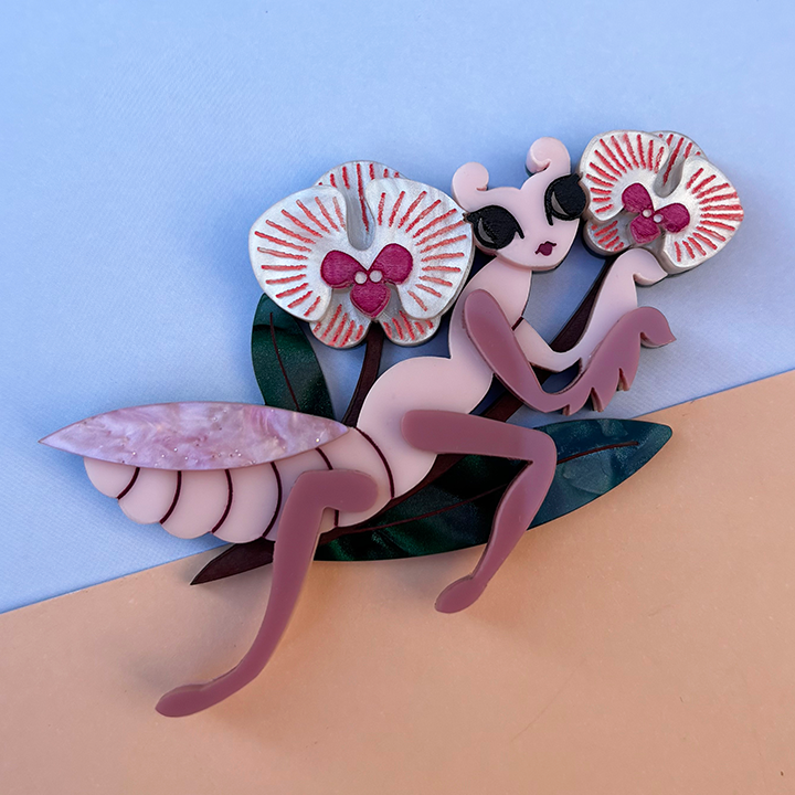 MISCHIEVOUS MANTIS ORCHID ACRYLIC BROOCH