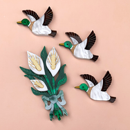PEACE LILY BOUQUET ACRYLIC BROOCH