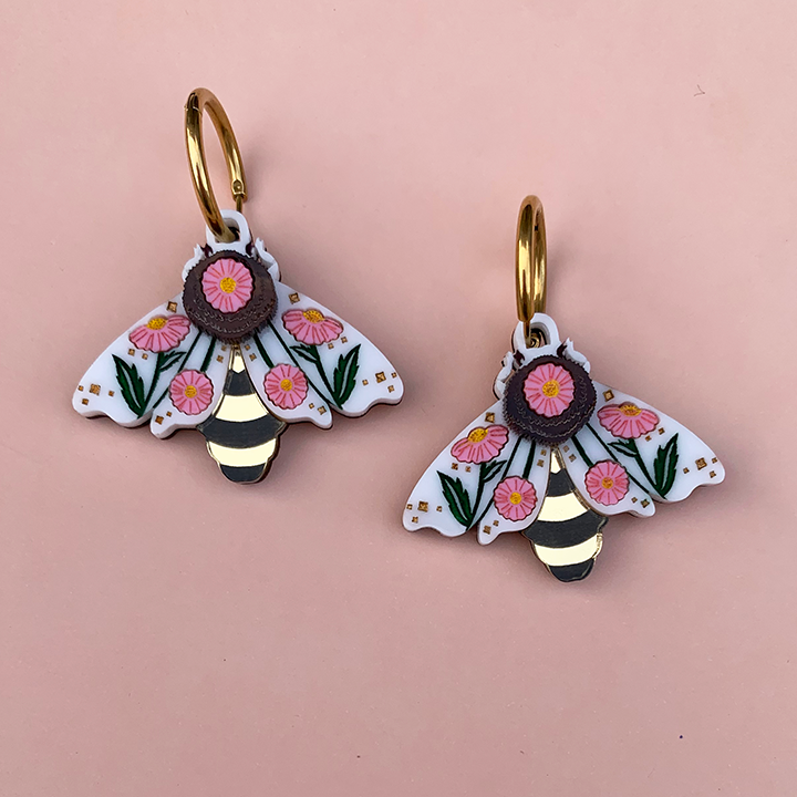 HONEY, I'M THE QUEEN BEE ACRYLIC EARRINGS