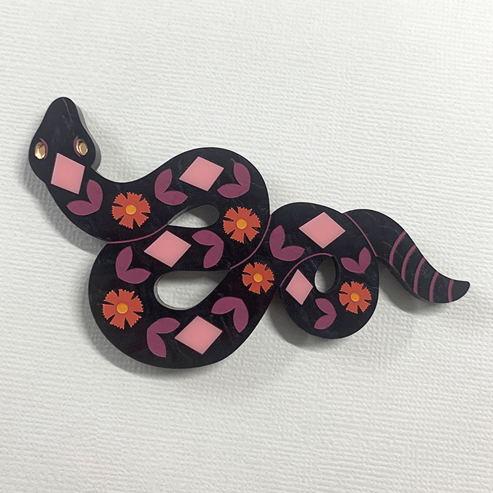 **SECONDS** FLORAL RATTLESNAKE BLACK ACRYLIC BROOCH