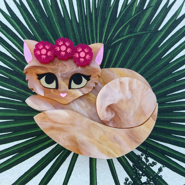 FLOWER QUEEN KITTEN ACRYLIC BROOCH