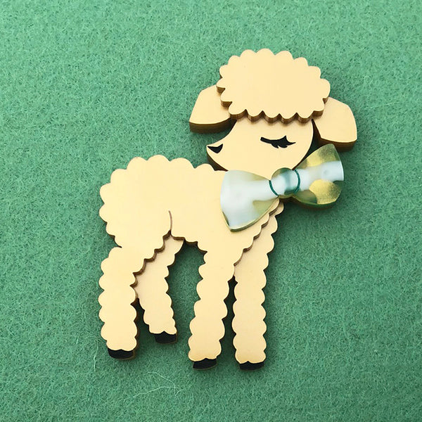 **SECONDS** LACEY LAMB ACRYLIC BROOCH