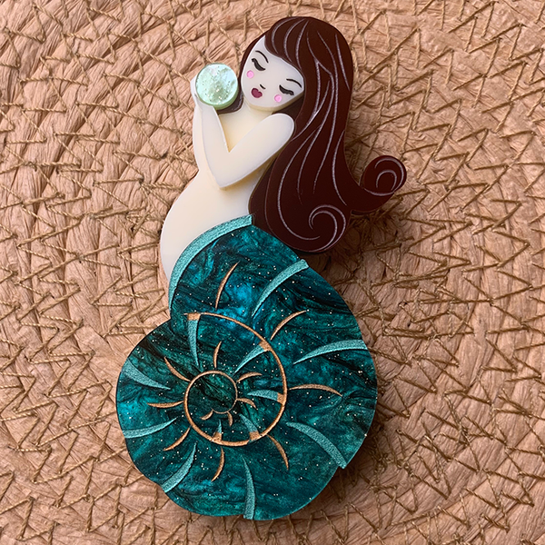 SELKIE SHELL MAIDEN BROOCH FAIR