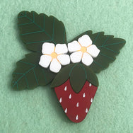 **SECONDS** STRAWBERRY BLOSSOM BROOCH