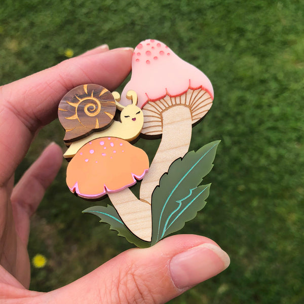 **SECONDS** BEATRICE TOADSTOOL ACRYLIC BROOCH